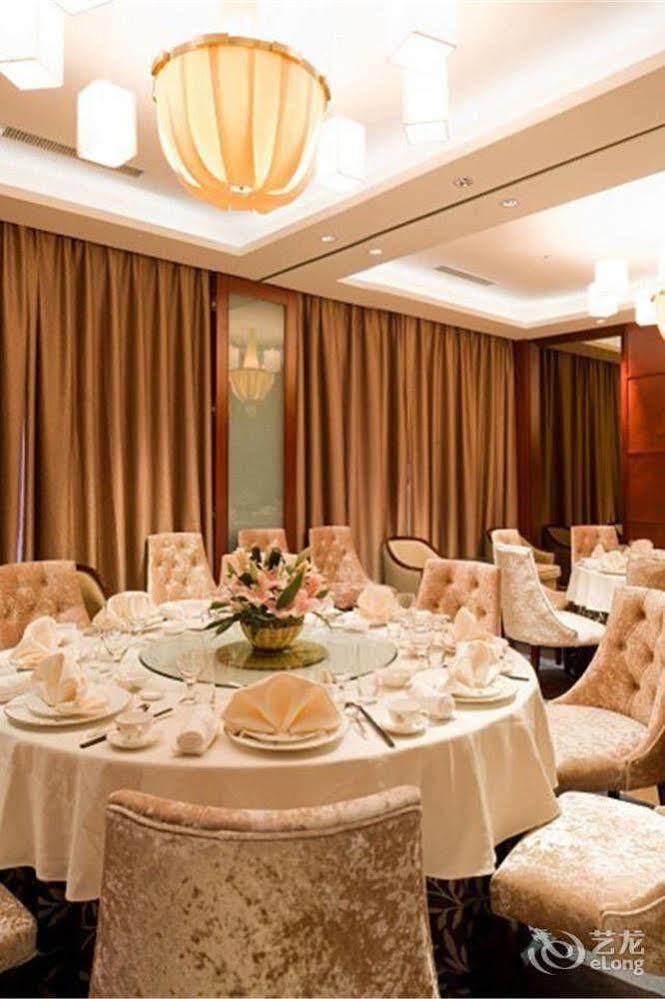 Bavaria City Hotel Бэйхай Экстерьер фото