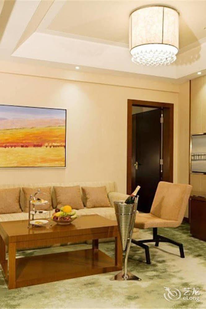 Bavaria City Hotel Бэйхай Экстерьер фото